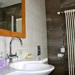 Le Tapis Rouge Bed & Breakfast 3*