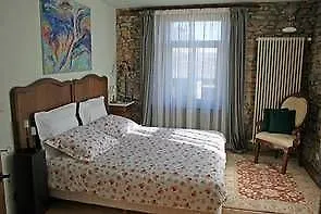 Alojamento de Acomodação e Pequeno-almoço Le Tapis Rouge 3*